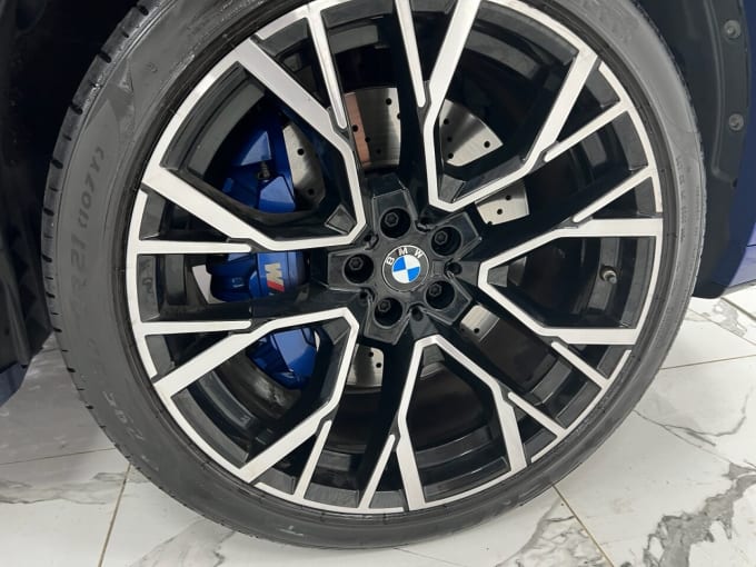 2025 BMW X5 M