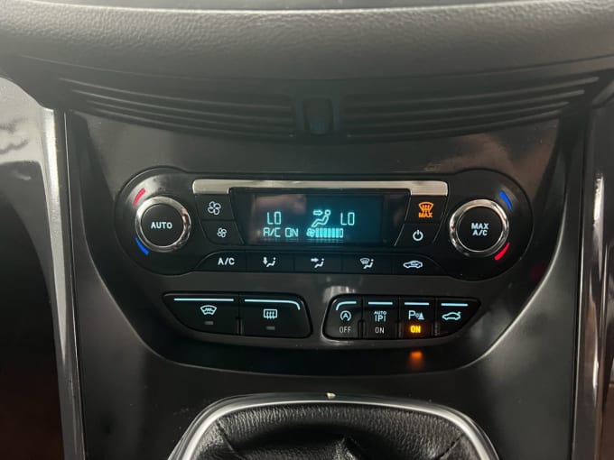 2025 Ford Kuga
