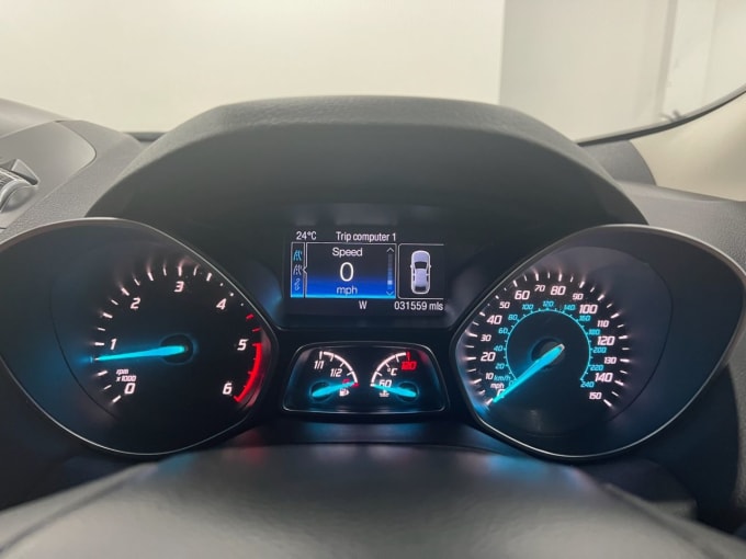 2025 Ford Kuga