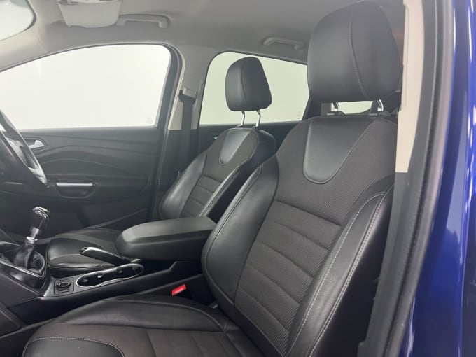 2025 Ford Kuga