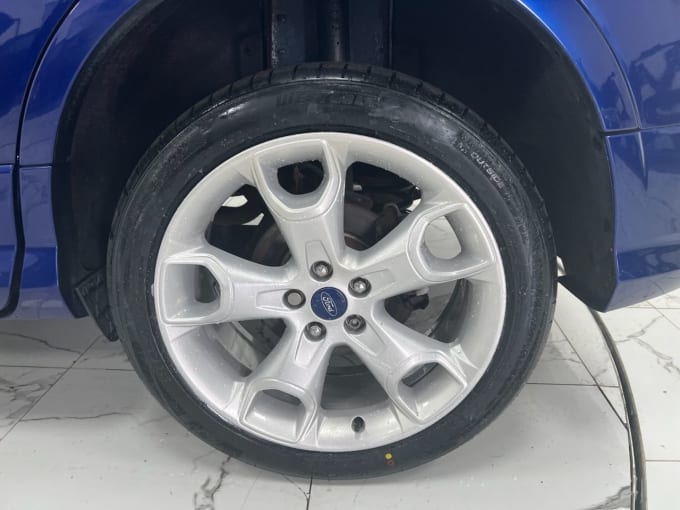 2025 Ford Kuga