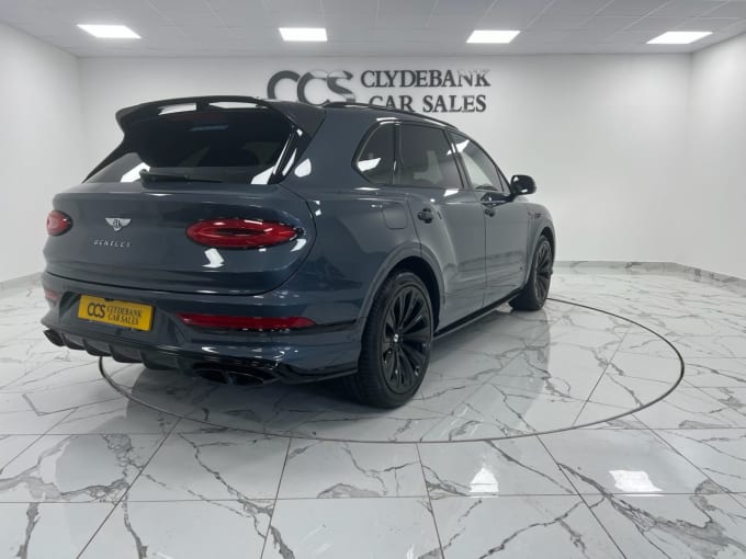 2025 Bentley Bentayga