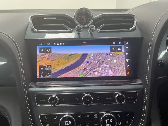 2025 Bentley Bentayga