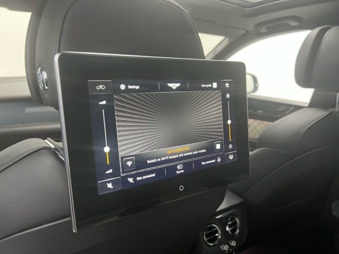 2025 Bentley Bentayga