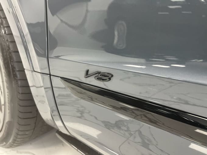 2025 Bentley Bentayga