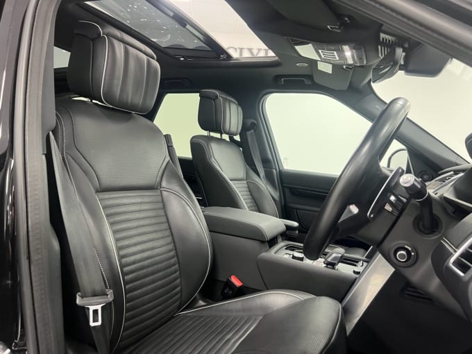 2025 Land Rover Discovery