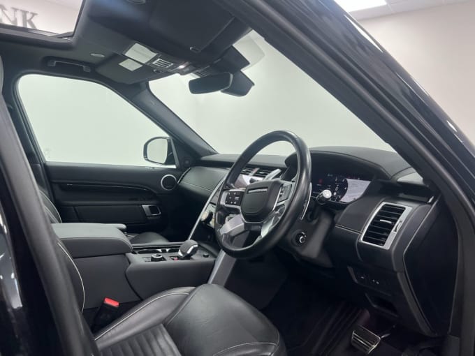 2025 Land Rover Discovery