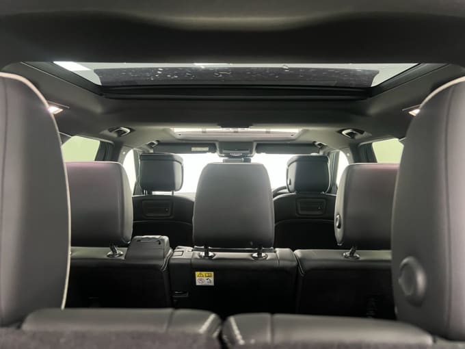 2025 Land Rover Discovery