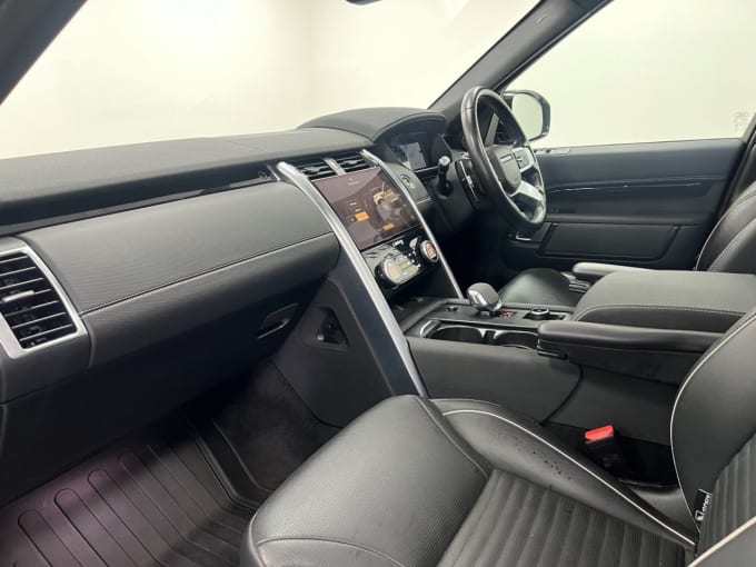 2025 Land Rover Discovery
