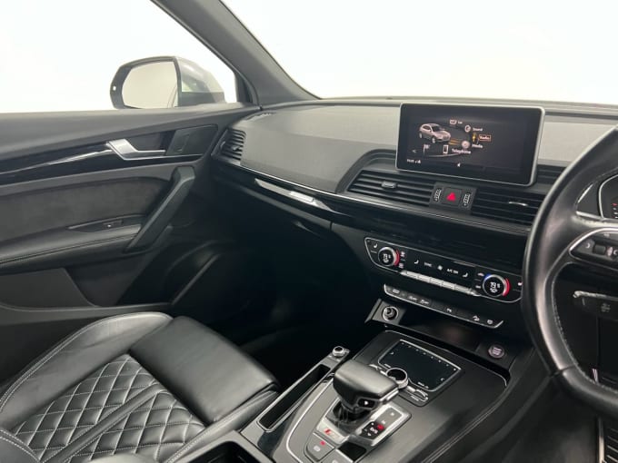 2025 Audi Sq5