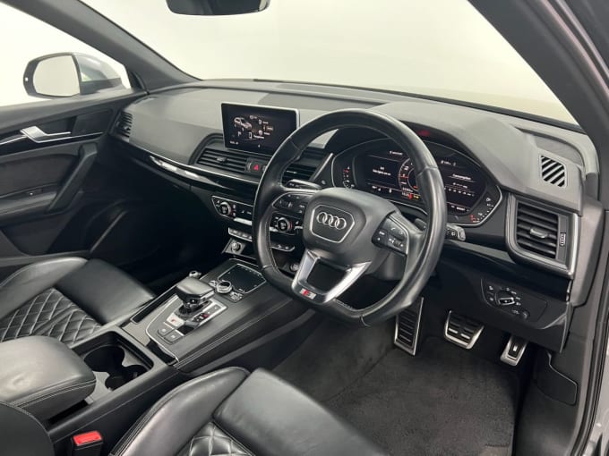 2025 Audi Sq5