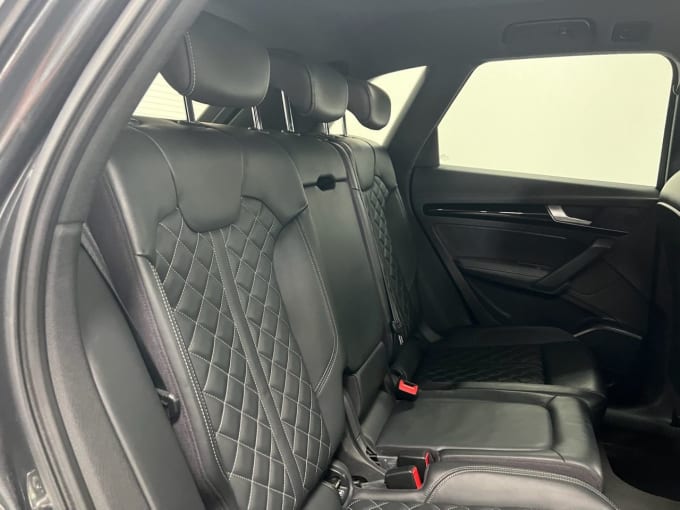 2025 Audi Sq5