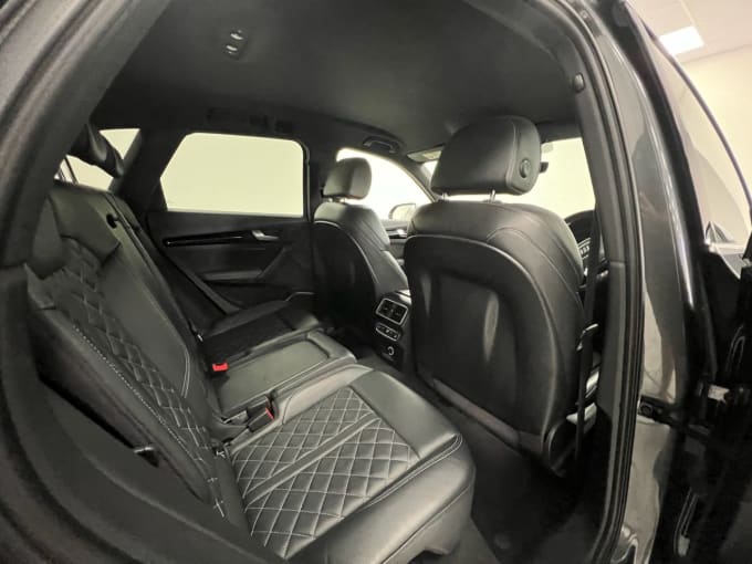 2025 Audi Sq5