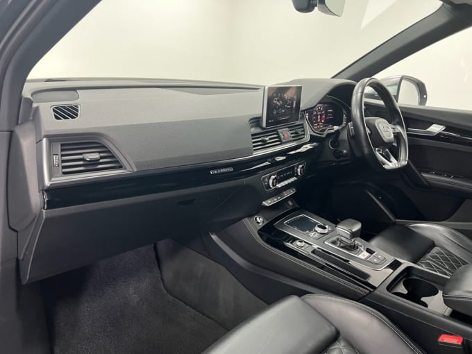 2025 Audi Sq5