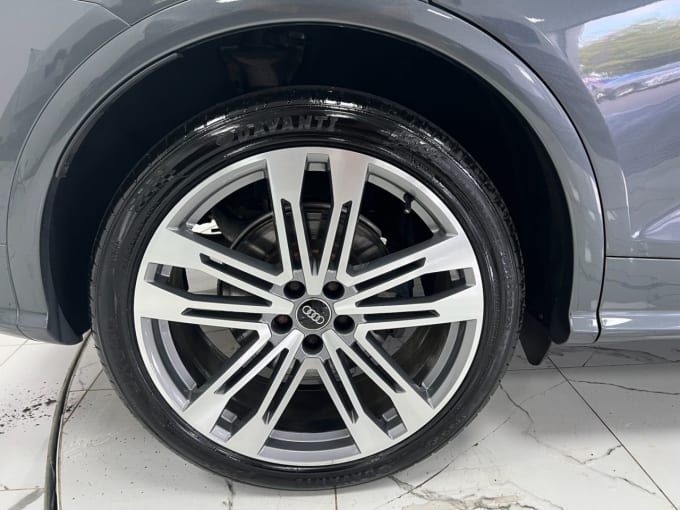 2025 Audi Sq5
