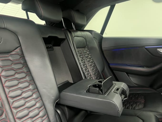 2025 Audi Rsq8