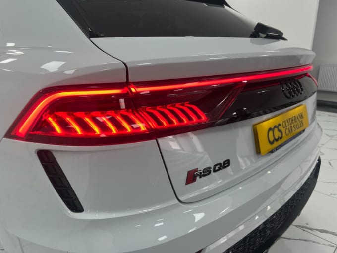 2025 Audi Rsq8