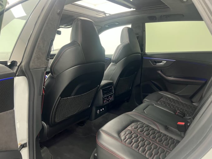 2025 Audi Rsq8