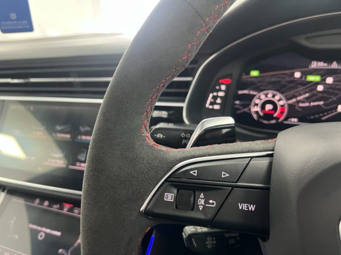 2025 Audi Rsq8