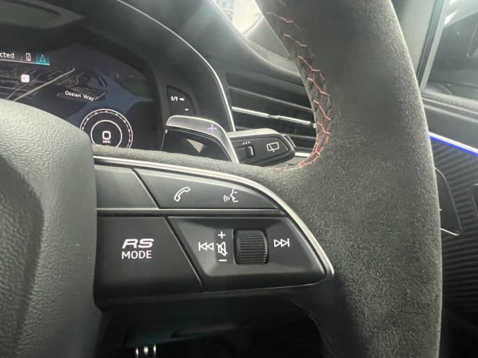 2025 Audi Rsq8