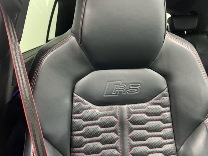 2025 Audi Rsq8