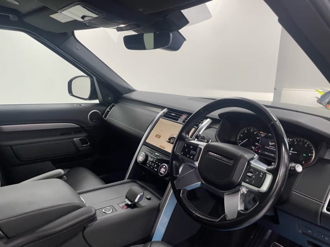 2025 Land Rover Discovery