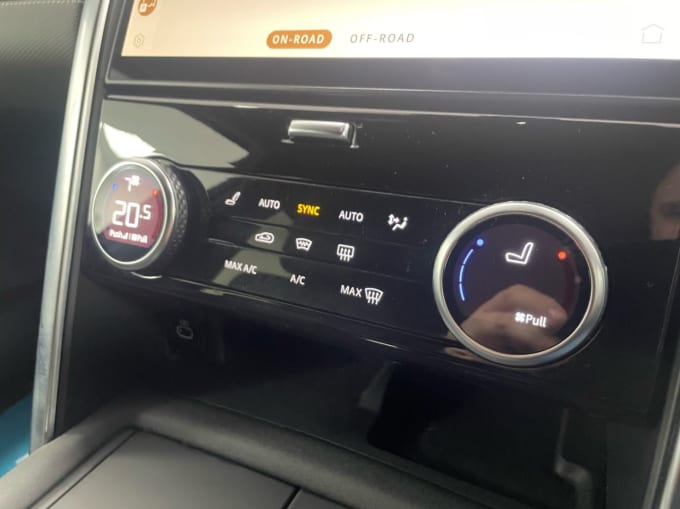 2025 Land Rover Discovery