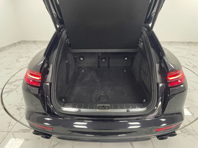 2025 Porsche Panamera