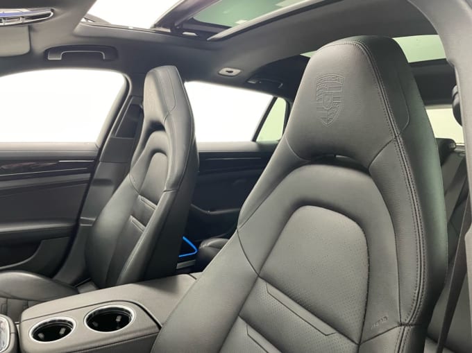 2025 Porsche Panamera