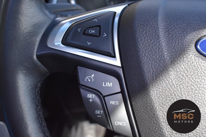2016 Ford Edge