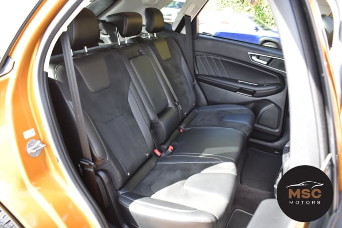 2016 Ford Edge