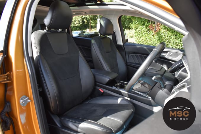 2016 Ford Edge