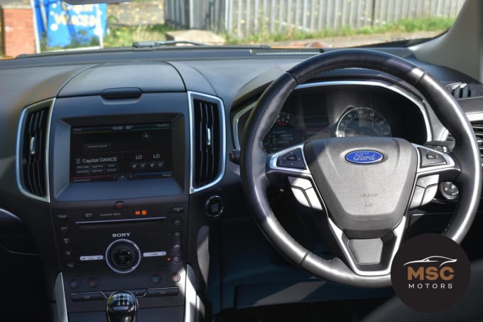 2016 Ford Edge