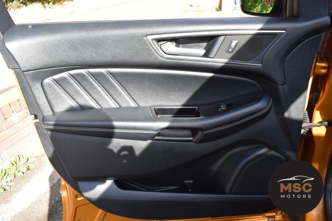 2016 Ford Edge