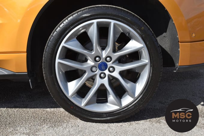 2016 Ford Edge