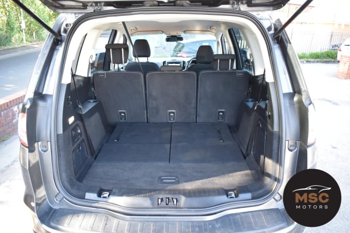 2017 Ford Galaxy