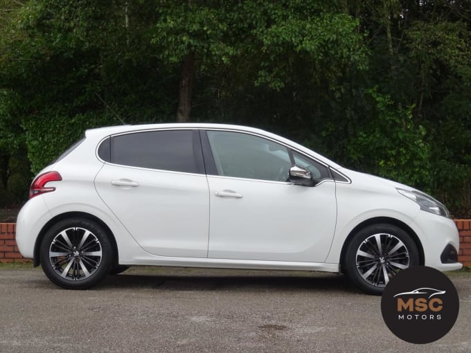 2016 Peugeot 208