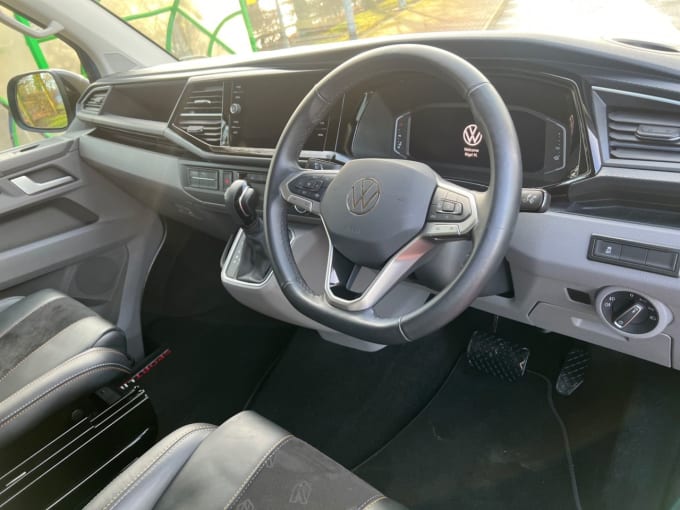 2025 Volkswagen Transporter