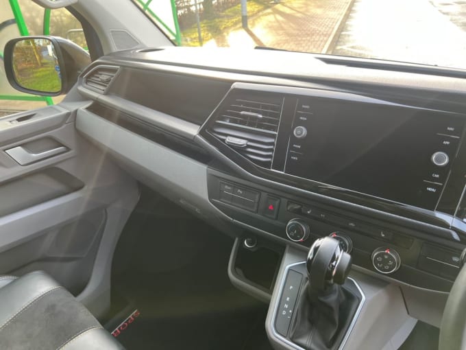 2025 Volkswagen Transporter