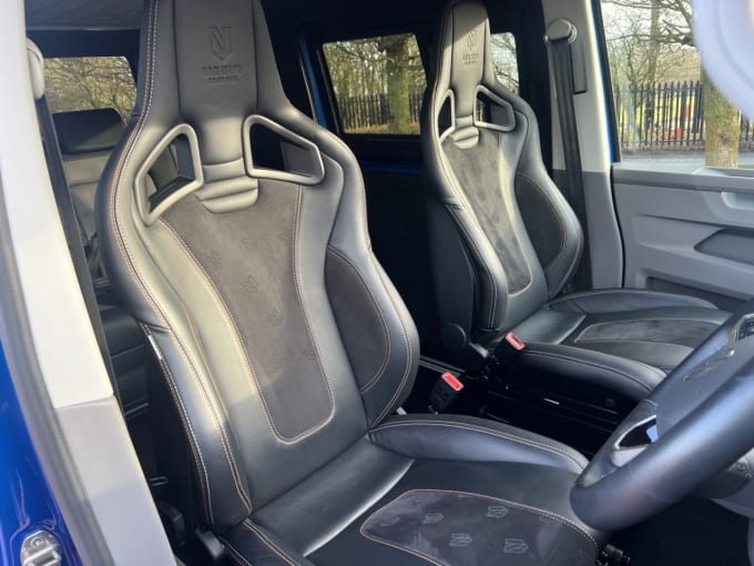 2025 Volkswagen Transporter