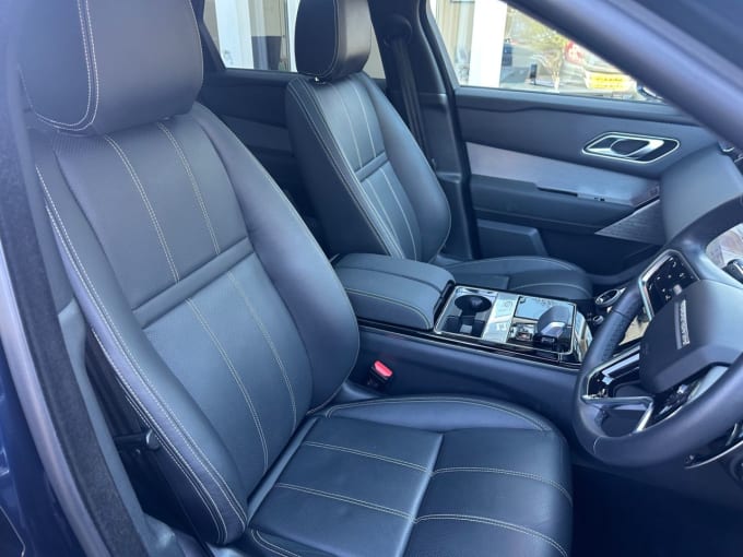 2025 Land Rover Range Rover Velar