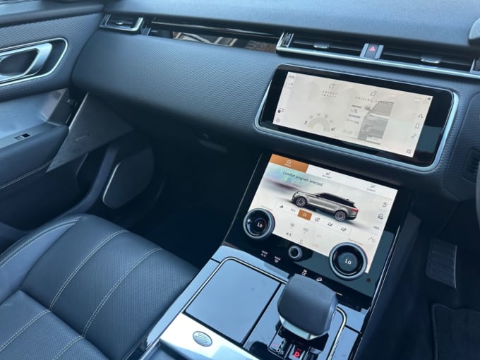 2025 Land Rover Range Rover Velar