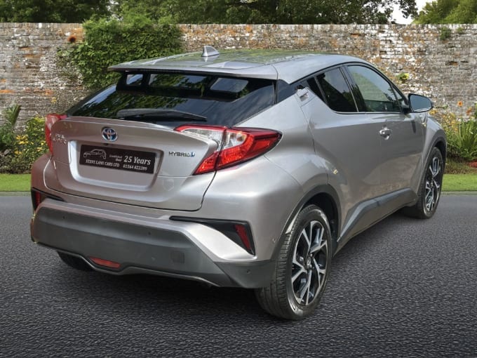 2025 Toyota C-hr
