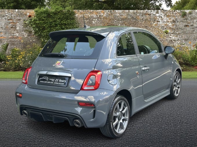 2025 Abarth 595