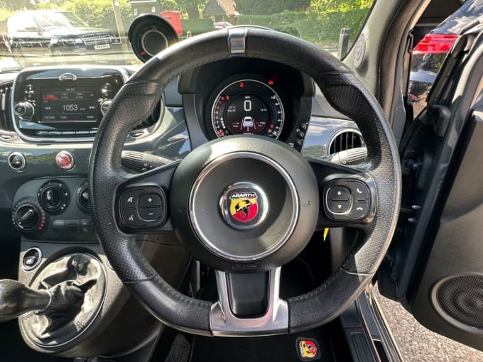 2025 Abarth 595