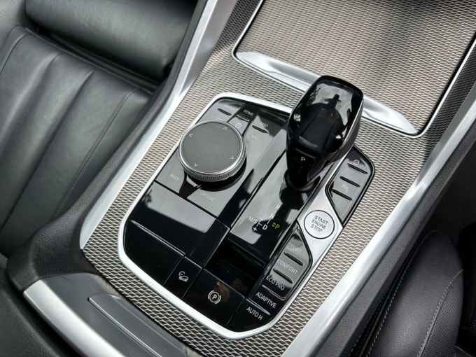 2025 BMW X6