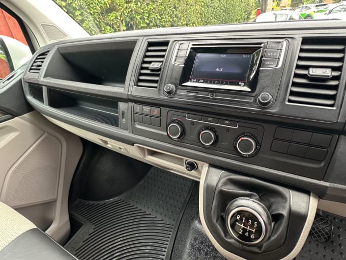 2025 Volkswagen Transporter