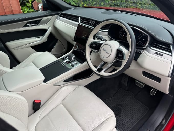 2025 Jaguar F-pace