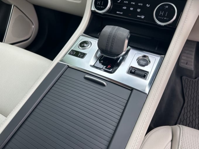 2025 Jaguar F-pace