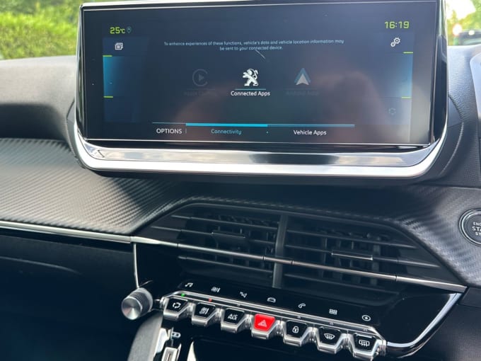 2025 Peugeot E-208
